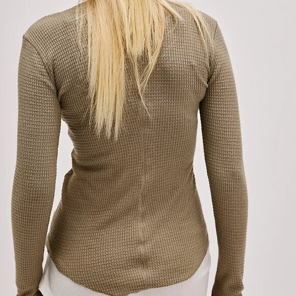 Going Places Cardi In Sage Beige - Picture 2 of 4